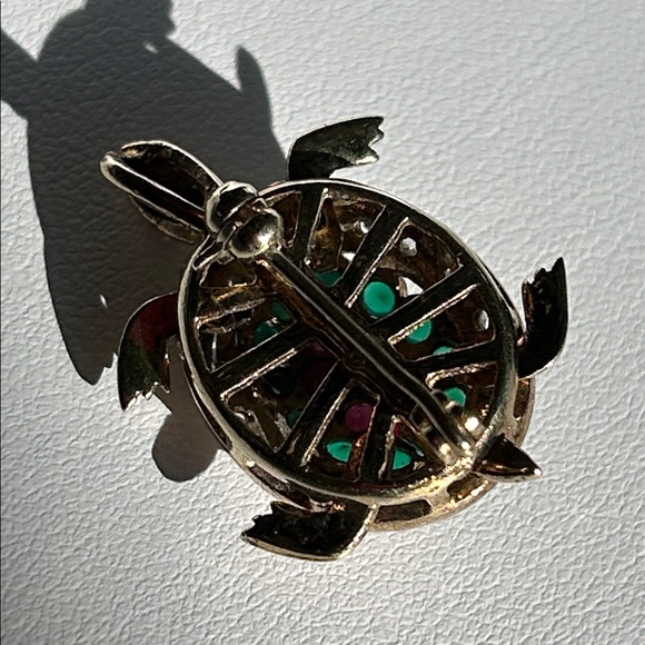 Gold Sterling Silver Ruby Emeralds Turtle Brooch Pendant - Picture 8 of 8